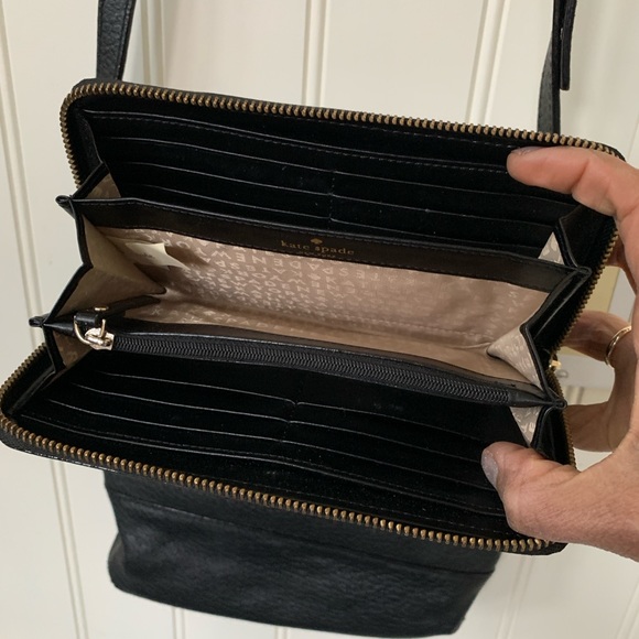 Kate Spade | Black Leather Handbag & Wallet - Picture 4 of 6
